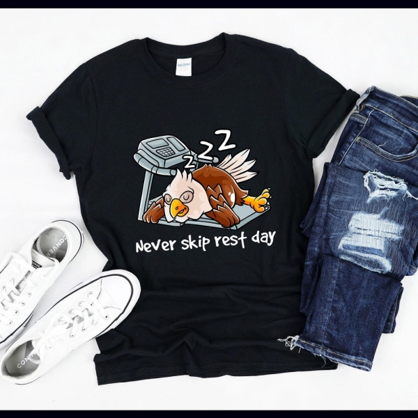 Never Skip Rest Day | Sleeping American Bald Eagle | Fitness Body Building | Gym Work Out Gift | T-Shirt | Tank Top | Sweatshirt | Hoodie