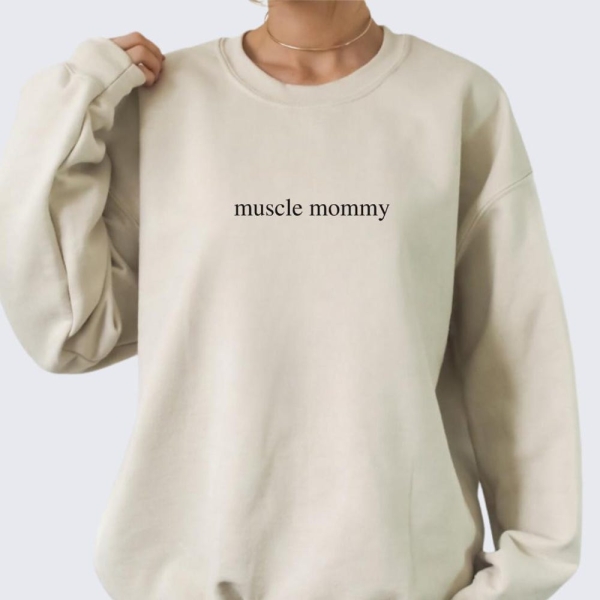 Muscle Mommy Crewneck Sweatshirt, Pump Cover Workout Sweater, Gym Girl Pullover, Lifting Apparel, Fitness Gift for Her